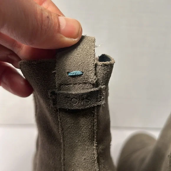 TOMS Women's Esme Desert Taupe Suede Chelsea Boot Size 8. 2.5” heel size - Picture 9 of 15